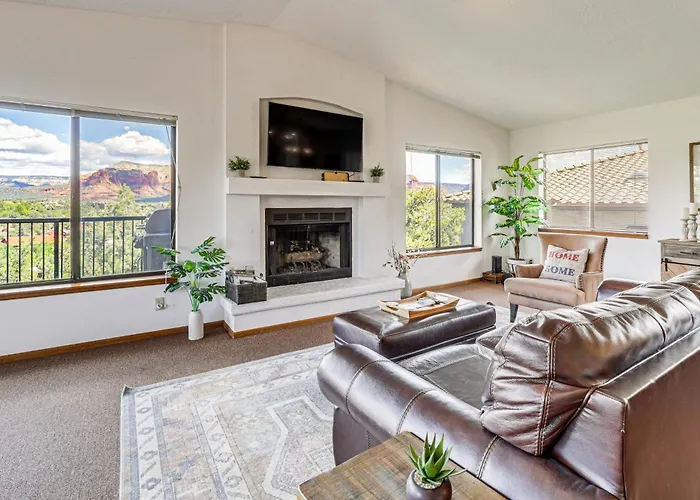 Holiday home 2 Mi To Uptown Sedona: W/ Hot Tub & Fire Pit! Sedona
