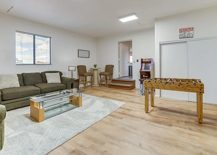 Holiday home 2 Mi To Uptown Sedona: W/ Hot Tub & Fire Pit! Sedona