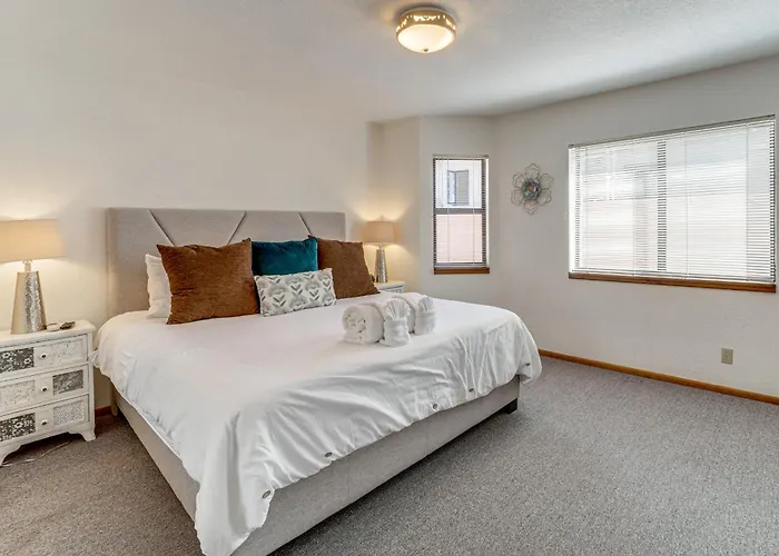 Holiday home 2 Mi To Uptown Sedona: W/ Hot Tub & Fire Pit! *