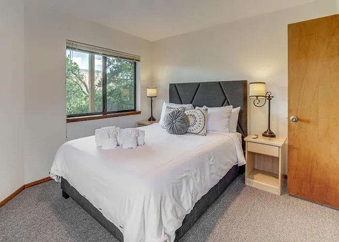 2 Mi To Uptown Sedona: W/ Hot Tub & Fire Pit! * Sedona