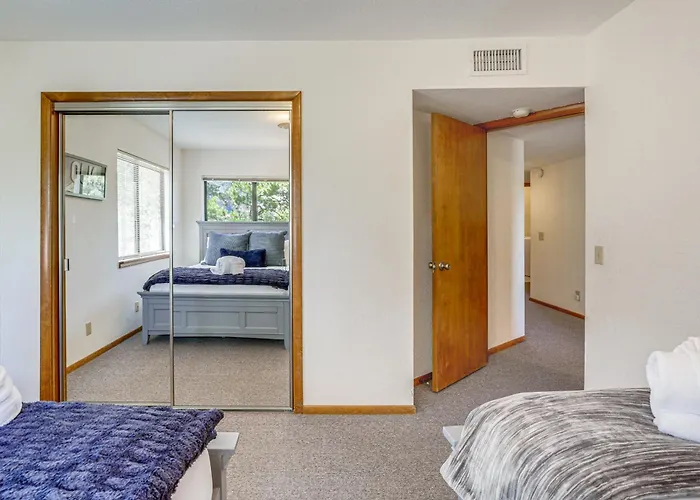 2 Mi To Uptown Sedona: W/ Hot Tub & Fire Pit! Holiday home *