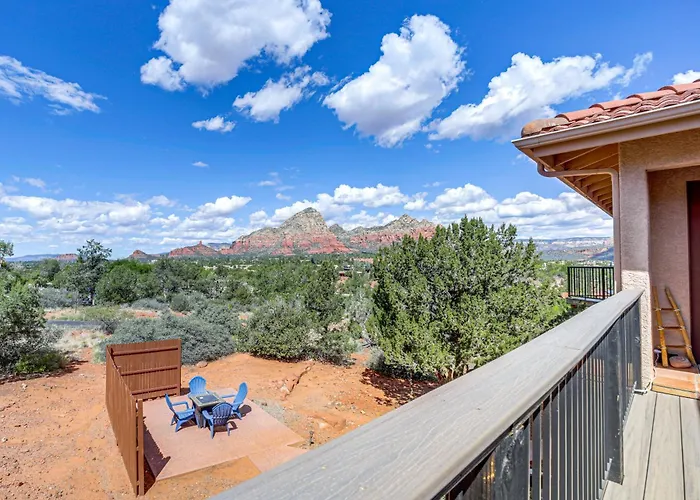 Holiday home 2 Mi To Uptown Sedona: W/ Hot Tub & Fire Pit! Sedona