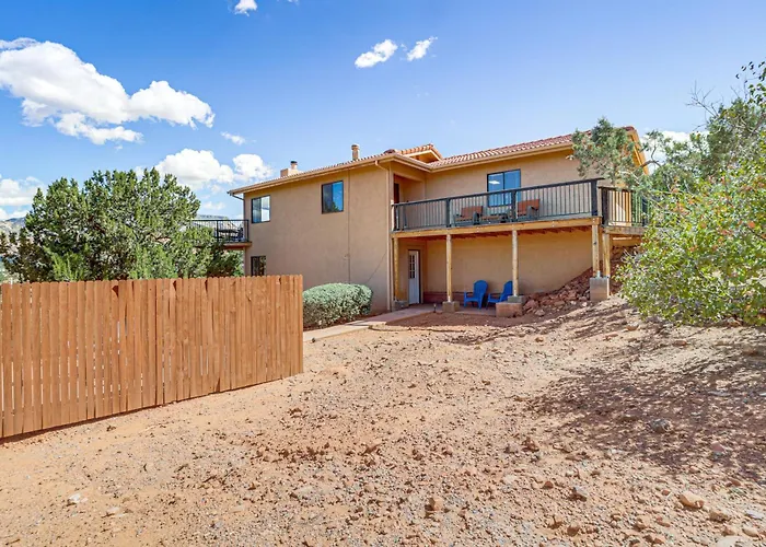 2 Mi To Uptown Sedona: W/ Hot Tub & Fire Pit! *